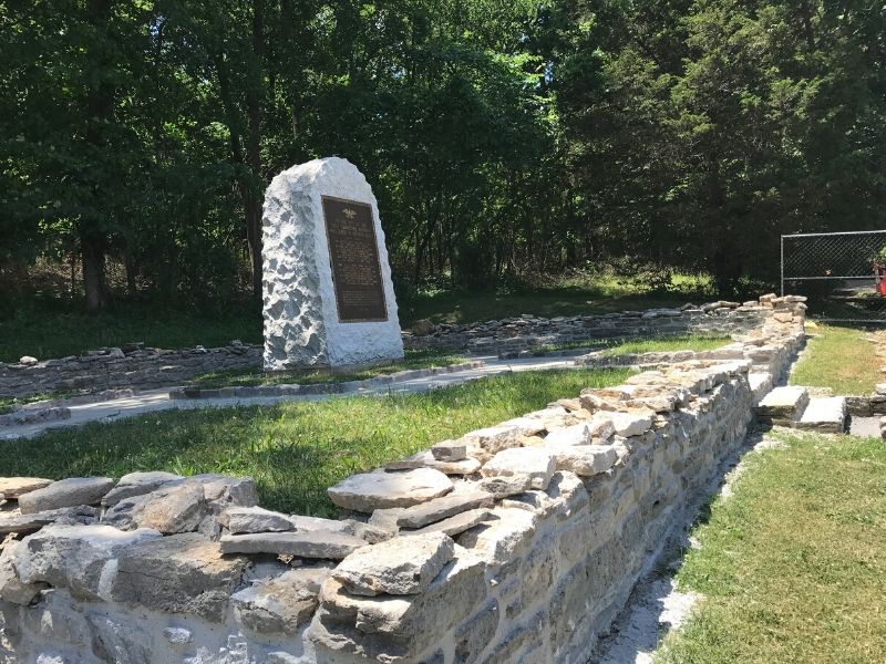 Stone World War I Monument at the Allée